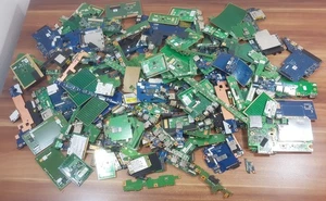 300 Laptop Platinen Klasse 1a+++ Notebook Schrott Gold Recycling mit MwSt. - Bild 1 von 9