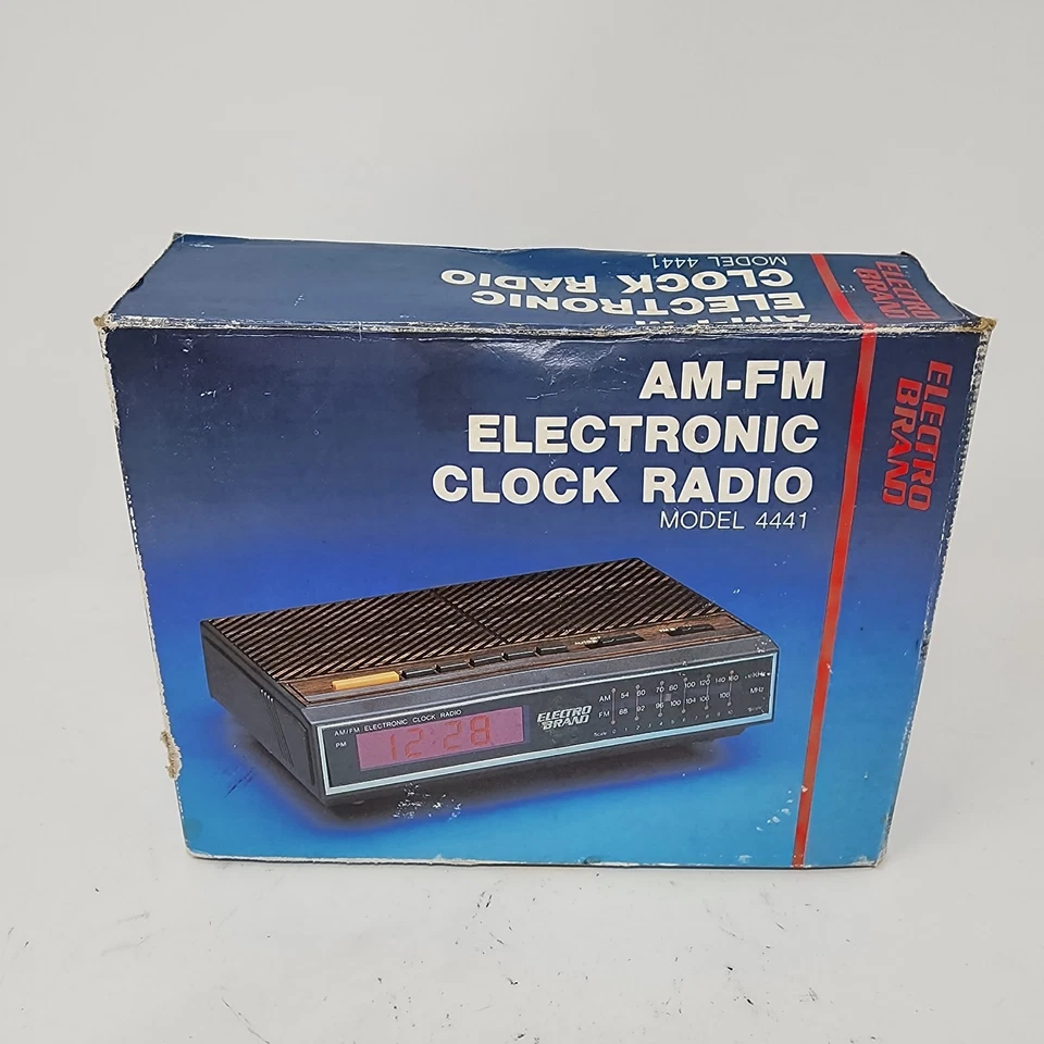 Radio Reloj Electrónico AM/FM Marca Electro Vintage Modelo 4441 Nuevo de Lote Antiguo En Caja  Foto 1 de 4