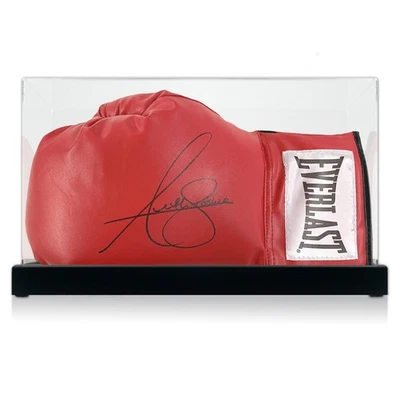 Boxhandschuh signiert von Anthony Joshua. In der Vitrine - Bild 1 von 3