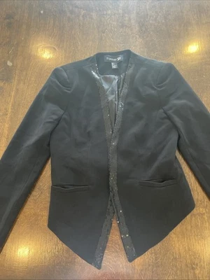 Blazer feminino Forever 21 lantejoulas pretas tamanho P - Imagem 1 de 4