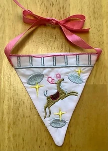MACHINE EMBROIDERED HOLIDAY TREAT CONE ORNAMENTS REINDEER - Picture 1 of 1