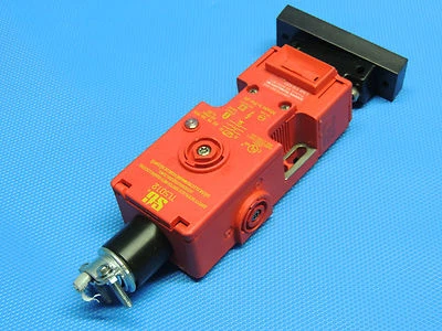 Interruptor de seguridad STI TL5012 incl. factura Foto 1 de 3