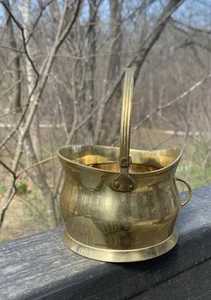 Vintage Small Brass Coal Bucket Scuttle with Swinging & Side Handle Planter - Picture 1 of 19