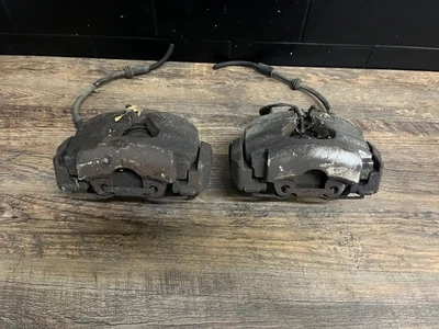 VW T5 Brake Calipers Front Complete Set 2.5 Tdi Holder Pads Axe 174PS - Image 1 of 4