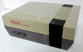 1985 Nintendo Entertainment System NES-001 Console  CONTROL DECK - PARTS ONLY