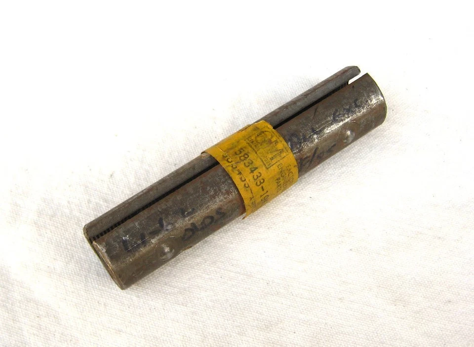 Oldsmobile 98 Dynamic/Super 88 Starfire 1961-1962 NOS GM Tie Rod Sleeve 61 62 Foto 1 de 2