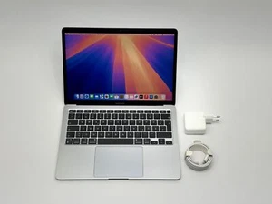 Apple MacBook Air 13,3“ M1 8C CPU 7C GPU 256 GB SSD 8 GB Ram 2020 - Bild 1 von 9