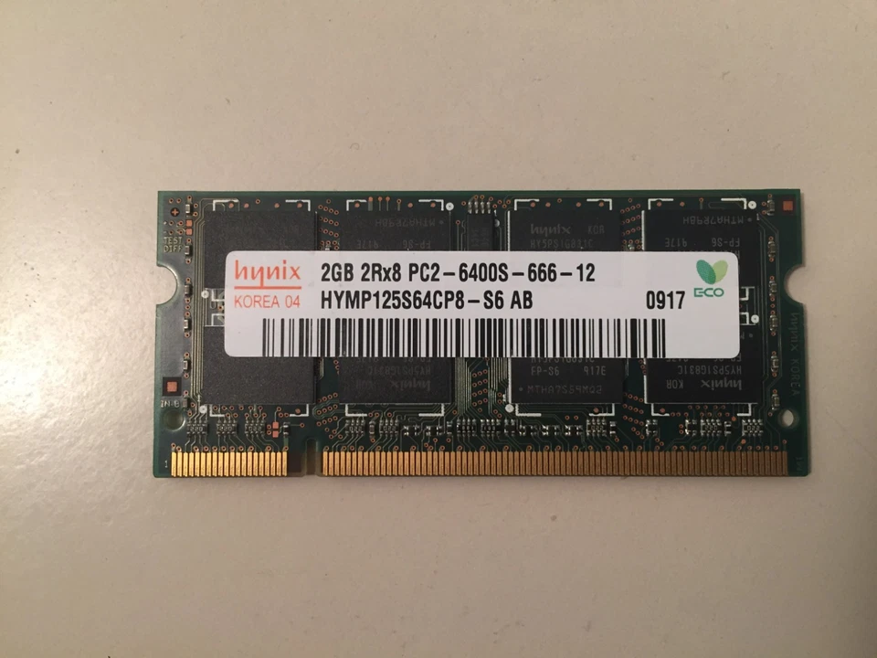 Ram sodimm 2gb ddr2 800mhz 6400S Hynix HYMP125S64CP8-S6 per notebook - Immagine 1 di 1