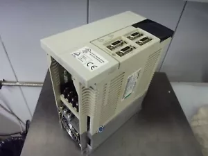 MITSUBISHI MDS-B-SVJ2-10 1kW SERVO DRIVE UNIT 3PH 200-230VAC (30517) - Picture 1 of 8