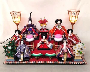 108 Set 7 japanische HINA Puppe / ODAIRI-SAMA & OHINA-SAMA mit 5 Begleitern mit Sockel - Bild 1 von 14