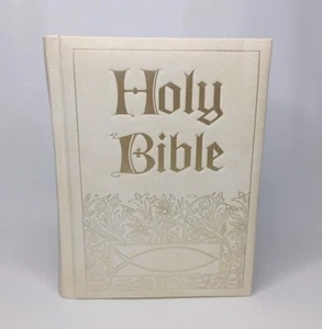 Holy Bible Master Family Edition KJV Old & New Testaments Riverside 1971 - Picture 1 of 12