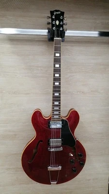 Guitarra Eléctrica Greco SA-550R Cherry Hecha en Japón 1977 De Colección Cuerpo Semi Hueco Foto 1 de 4