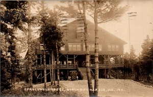 BOOTH BAY HARBOR, MAINE RPPC POSTKARTE Sprucewold Lodge, 1928 Frontansicht, altes Auto - Bild 1 von 2