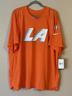 Men’s 2XL NWT Los Angeles Clippers Nike 2021/22 City Edition Pregame Shirt - Image 1 of 4