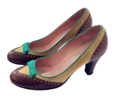 Marc by Marc Jacobs Adorable Tan Suede + Brown Leather Spectator Bow Pumps 38.5 - Image 1 of 4