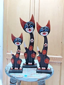 SET OF THREE HAND CARVED SOLID WOOD CATS - Picture 1 of 11