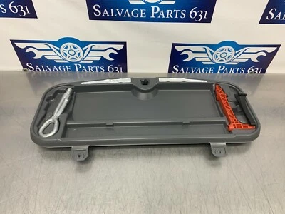 2010 Bmw 750i Xdrive F01 OEM ferramentas sobressalentes montadas no porta-malas transmissão de reboque - Imagem 1 de 4