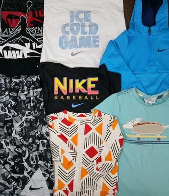 Lote de Ropa Juvenil Nike Niños Camisetas Pantalones Cortos Suéteres Varias Tallas Lote de 7 Foto 1 de 4
