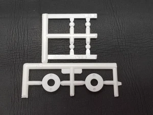 Diamond REO LKW Traktor 2 Stützplatten & 4 Luftkammern für 1:25 AMT Modell - Bild 1 von 9