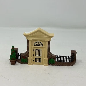 Dept 56 Parchi Disney Villaggio Opere Antiquariato Porta Patrimonio 53554 Natale - Foto 1 di 12