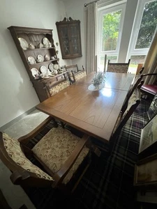Oak Dining Table with 6 Chairs (2carvers) - Picture 1 of 3