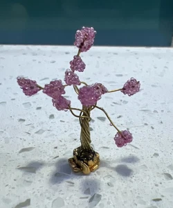 Árbol bonsái miniatura vintage raro para casa de muñecas, miniatura, cuentas dorado y rosa - Imagen 1 de 6