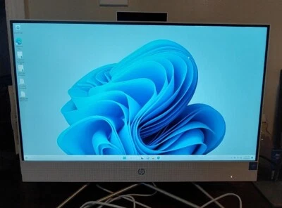 HP 22-DD0224 21.5" (128GB SSD, Intel Celeron, 2GHz, 4 GB RAM) All-in-One Win 11 - Image 1 of 4