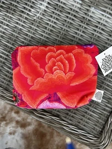 Anna Chandler Designs Pink Velvet Floral Purse Clutch Makeup Bag BNWT - Picture 1 of 3