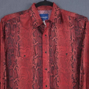 Vintage Wrangler Western Pearl Snap Mens Large Red Snake Print AOP Cowboy Rodeo - Picture 1 of 9