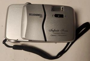 Bell & Howell 250 Infinite Focus 35mm Film Camera Panorama W/ Box Manual - Picture 1 of 7
