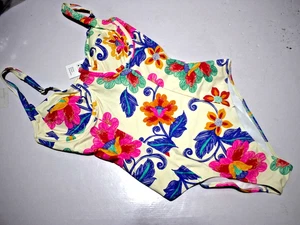 CUPSHE EINTEILER BADEMODE WEISS GEBLÜMT GR M - Bild 1 von 13