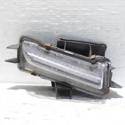 Chevrolet Camaro 2016-2017 DRL LED conjunto de luces antiniebla derecha repuesto Depo Foto 1 de 4