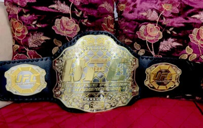 CINTURÓN RÉPLICA TÍTULO CAMPEONATO DE LUCHA UFC ULTIMATE 2MM Latón Doble Placa Adulto Foto 1 de 4