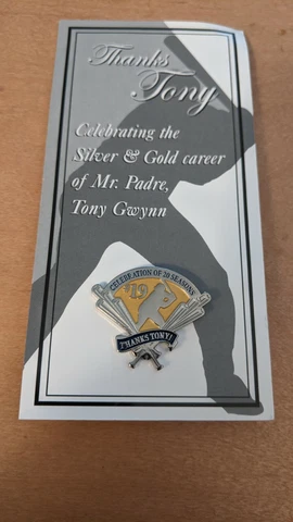 San Diego Padres Tony Gwynn 20 year season Compadres Pin Cover