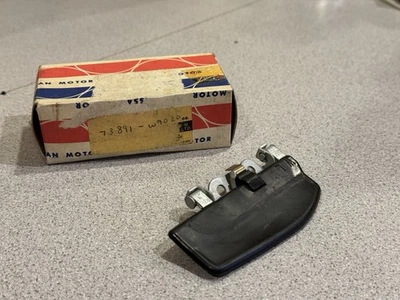 Deflector techo corredizo Nissan 200SX 240SX 720 Pulsar Pathfinder NOS 73891-W9020 Foto 1 de 3