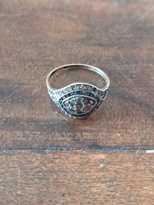 ANCIENNE BAGUE  OR 18K  ARGENT PIERRES VERTES ET BLEUES - Photo 1/4