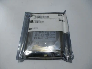 EMC V4-2S10-900 005049925 900GB 10K 2.5" 6Gb SAS HDD FOR VNX - Picture 1 of 3