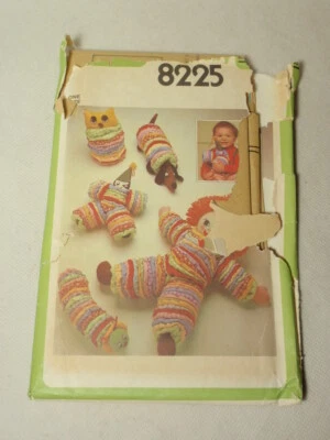 Vtg Simplicity Toy Craft Pattern 8225 UNCUT - Image 1 of 3
