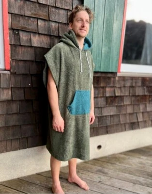 poncho toalla con capucha surf Foto 1 de 4