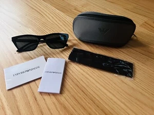 Emporio Armani Sonnenbrille Damen aus Bio-Acetat schwarz - Bild 1 von 8