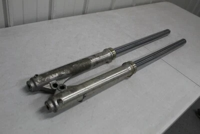 Комплект передних вилок 1979 Yamaha IT175 правые левые вилки 2W6-23101-00-00 IT 175 79/2 - Изображение 1 из 4