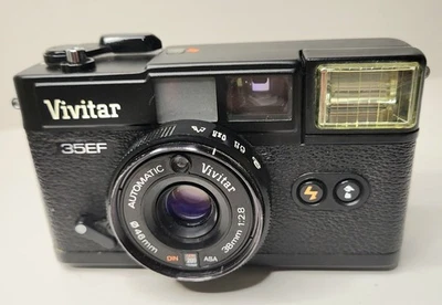 VIVITAR 35EF POINT AND SHOOT CAMERA BUILT IN FLASH 38MM F/4.5 LENS - Image 1 of 4