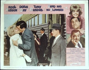 Send Me No Flowers Lobby Card #4 1964 Rock Hudson kissing Doris Day goodbye! - Bild 1 von 1