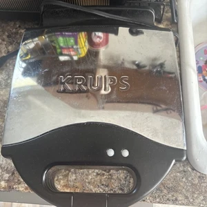 KRUPS 654 BELGISCHES WAFFELEISEN 4 SCHEIBEN CHROM ANTIHAFT EDELSTAHL - getestet! - Bild 1 von 9