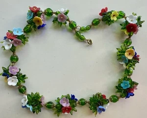 Fabolous Vintage bunte Glas Blumen & Blätter Girlande Perlen Halskette - Bild 1 von 5
