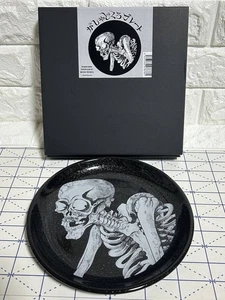 Mizuki Shigeru Gashadokuro Teller Hyakki Yagyo Ausstellungsort Made in Japan - Bild 1 von 5