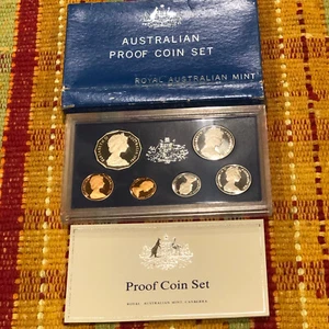 1981 Australia Proof Set in original packaging with Certificate of Authenticity - Picture 1 of 8