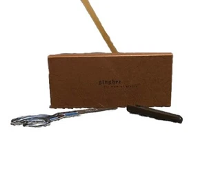 Vintage Gingher Knife-Edge G-8 Shears Scissors Chrome Box & Guard Included Italy - Picture 1 of 7