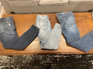 Lot Of 3 Womens Jeans Articles of Society- 26 Just Black- 27p Kut Kloth- 4p 1583 - Picture 1 of 19