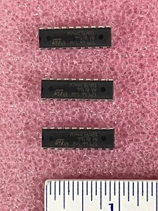 M74HC564B1 IC D LATCH 8 BIT FLIP FLOP 20 PIN DIP ST MICRO (LOT 0F 3) - Picture 1 of 3